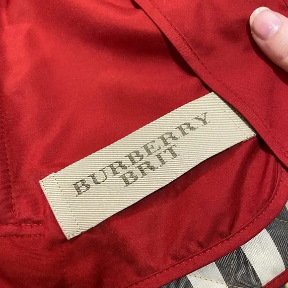 Burberry Brit Copford Red Quilted Button Jacket Size Medium - Picture 6 of 15
